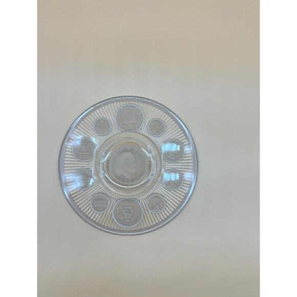 Vintage 1971 Crystal Coins Glass Plate - Picture 5 of 5